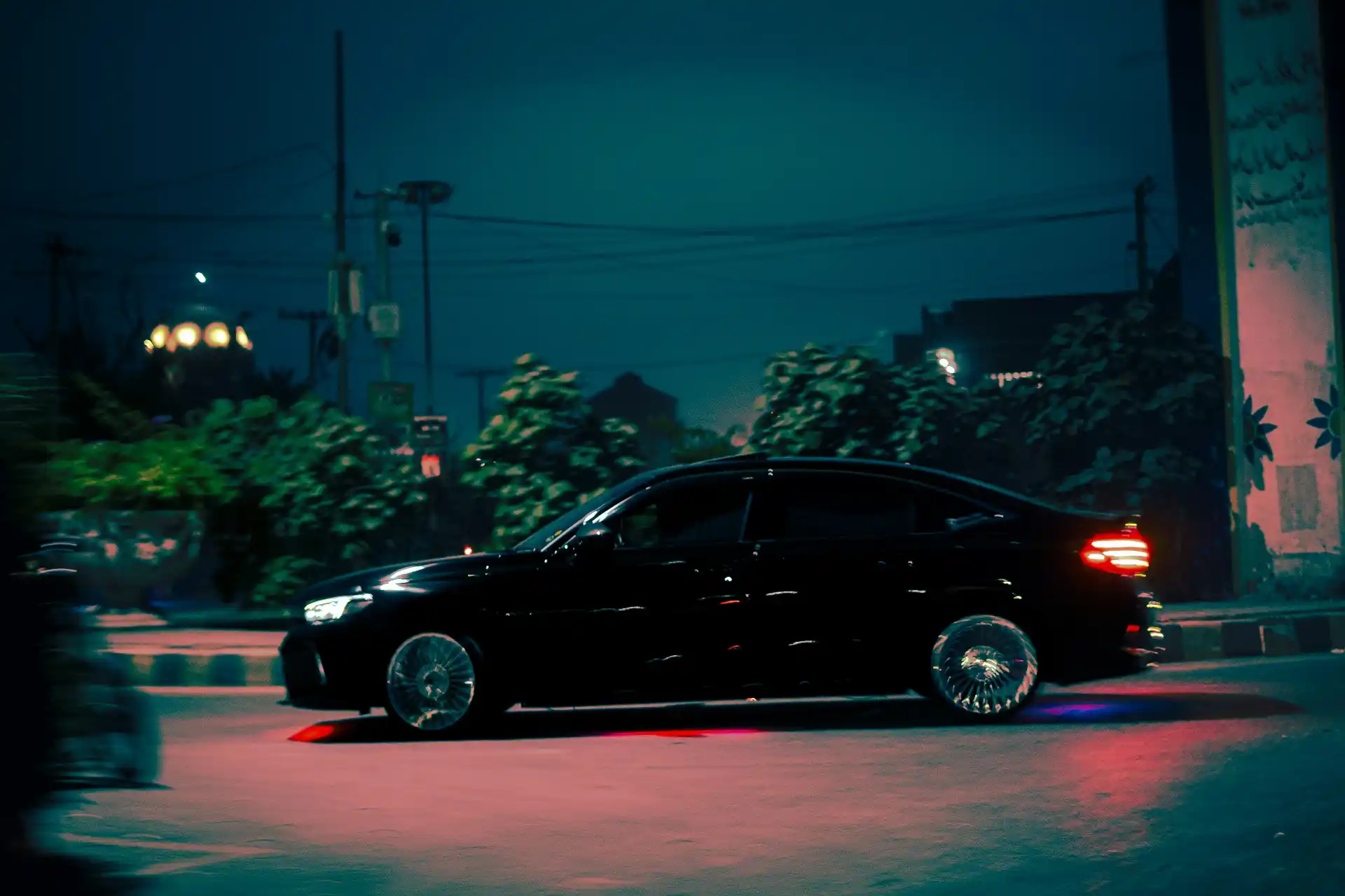 Black Diamond or Regular Black Car — What’s the Real Difference?